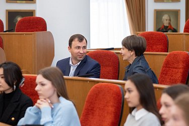 В Колонном зале голосовали студенты юракадемии
